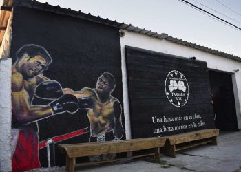 Escuela de boxing Tassara y el club de Leones se unen para detectar problemas de salud