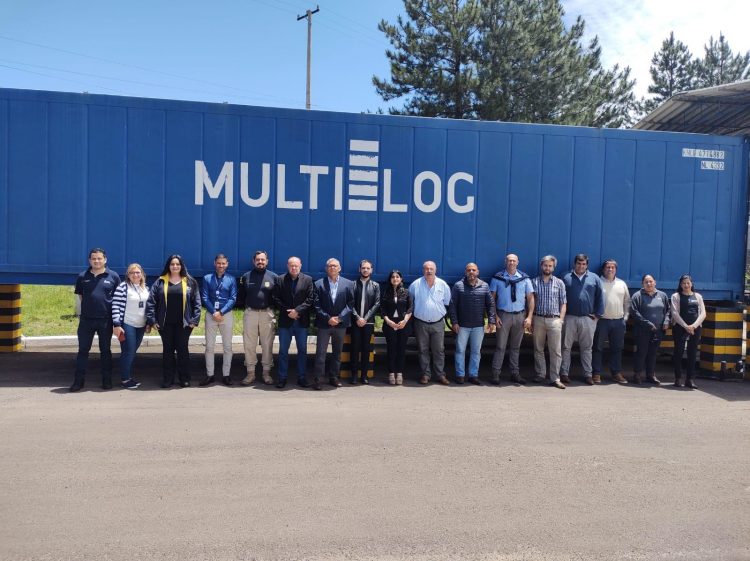 Carlos Flores: “En materia de transporte tenemos que buscar la reciprocidad con Brasil”