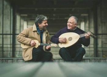 El laúd: un antiguo instrumento que busca su lugar en Uruguay