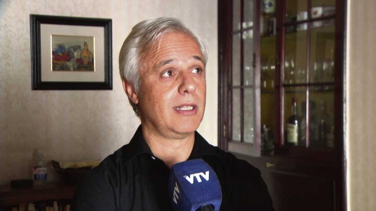 “Hay un proceso creciente de institucionalización de los centros de estudio de los partidos”