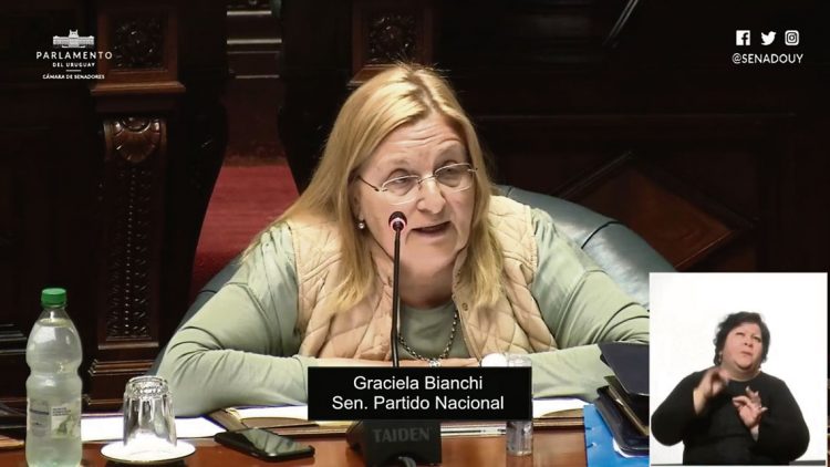 “Debe haber una ‘policía financiera’ que extienda su accionar más allá de los bancos privados”