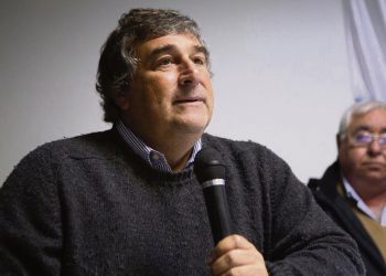 “Hace mucho que la izquierda nacional dejó de cuestionar a la banca internacional”