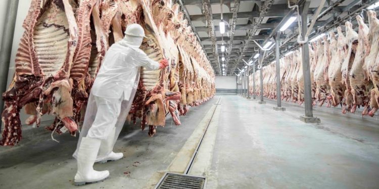 Presidente de INAC instó al Parlamento a considerar iniciativa sobre personería jurídica de los sindicatos