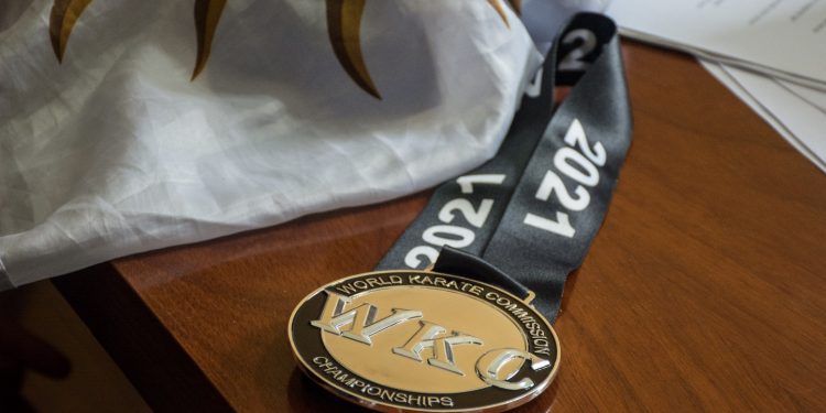 Dos jóvenes rochenses lograron dos medallas en Mundial de Kickboxing en EE.UU.