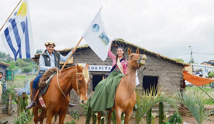 Minas de Corrales: Jóvenes estudiantes recrean el pasado en la Villa
