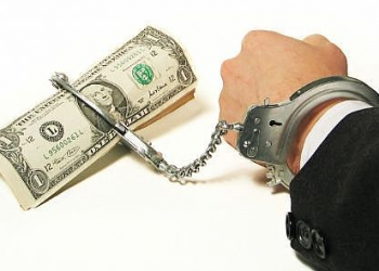 Banca privada y Ministerio de Economía expresaron reparos sobre proyectos de ley contra usura