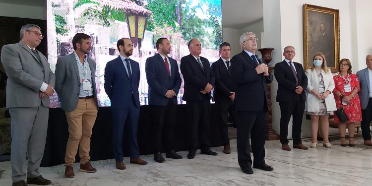 Ministro Viera: “Vengo a decirles que en pocos días va a estar solucionado” el problema fronterizo con Argentina