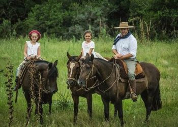 Cabalgata de Caballos Criollos para toda la familia