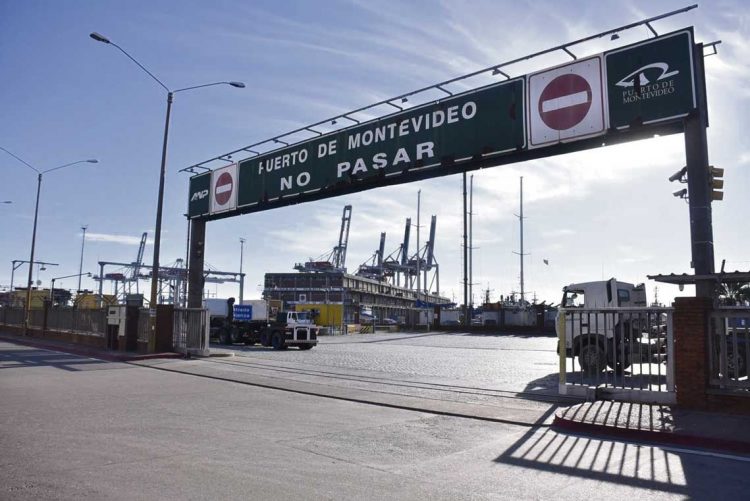 “Existe una necesidad de eliminar la burocracia del puerto”