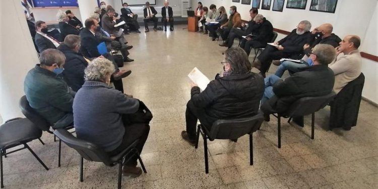 Agro y acuerdo de salarios: ¿Ronda con gusto a poco?