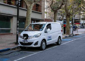 A partir del sábado 1° de enero rige el 0% de Imesi para vehículos eléctricos