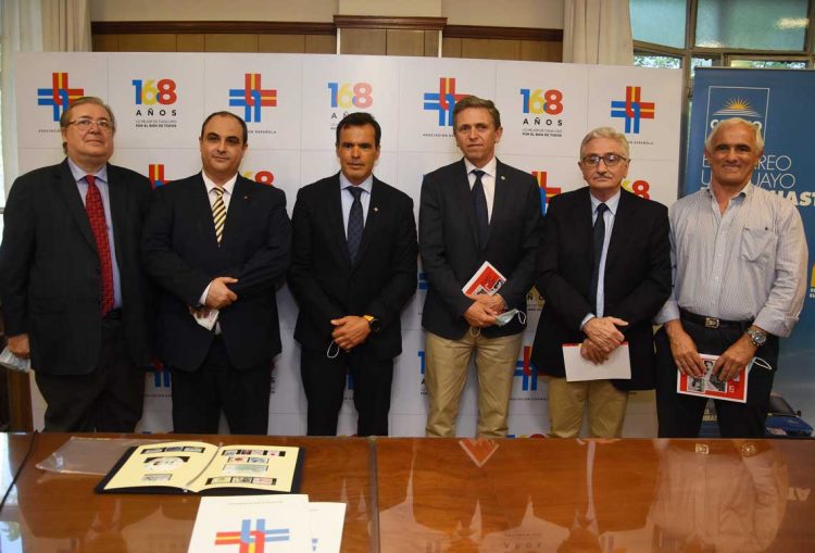 La Asociación Española incorpora servicio de medicamentos a domicilio para socios del interior