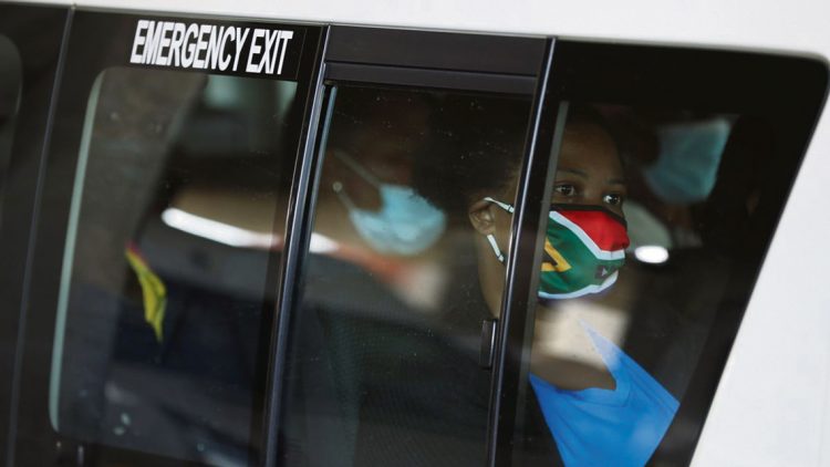 Países africanos repudian cierre de fronteras por variante ómicron