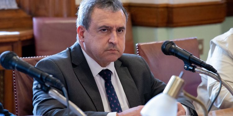 Senador Lozano pidió “políticas focalizadas” para el interior