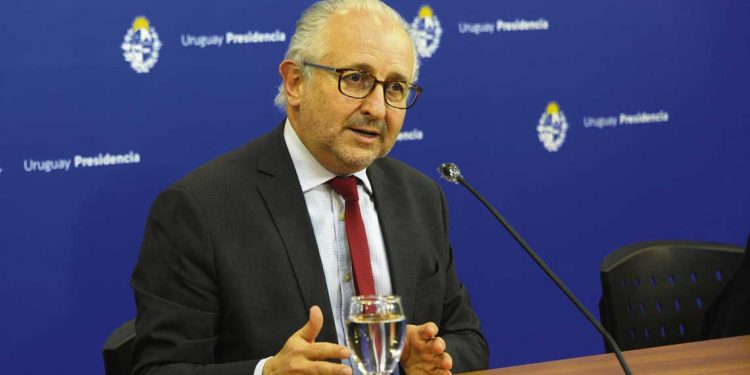 Da Silveira llama a “repensar” el sistema educativo e integrar la ruralidad