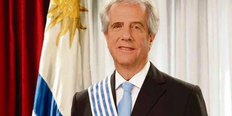 Un homenaje que interpela al Frente Amplio