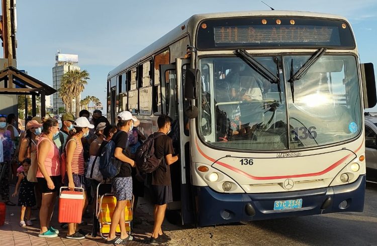 Malvín y Buceo las playas más concurridas por los montevideanos