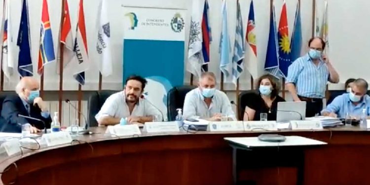 Congreso de Intendentes y MGAP acuerdan apoyos a productores afectados