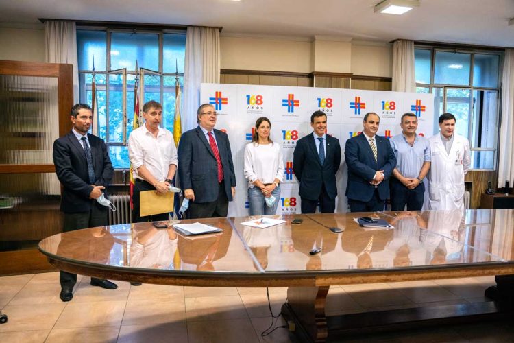 Asociación Española firma convenio de beneficio complementario por maternidad