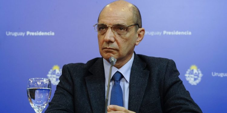 Cruces entre el presidente de la Junta de Drogas y legisladores de la coalición