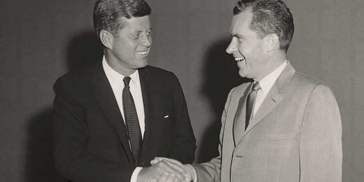 La falta de igualdad de acceso a los medios limita a la democracia