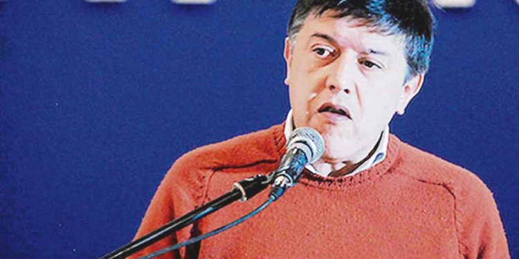 “El referéndum va a tener un final reñido”