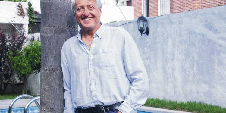 “Hace tiempo que Peñarol y Nacional deberían jugar el campeonato argentino”