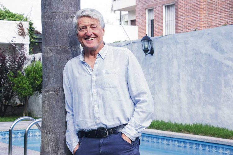 “Hace tiempo que Peñarol y Nacional deberían jugar el campeonato argentino”