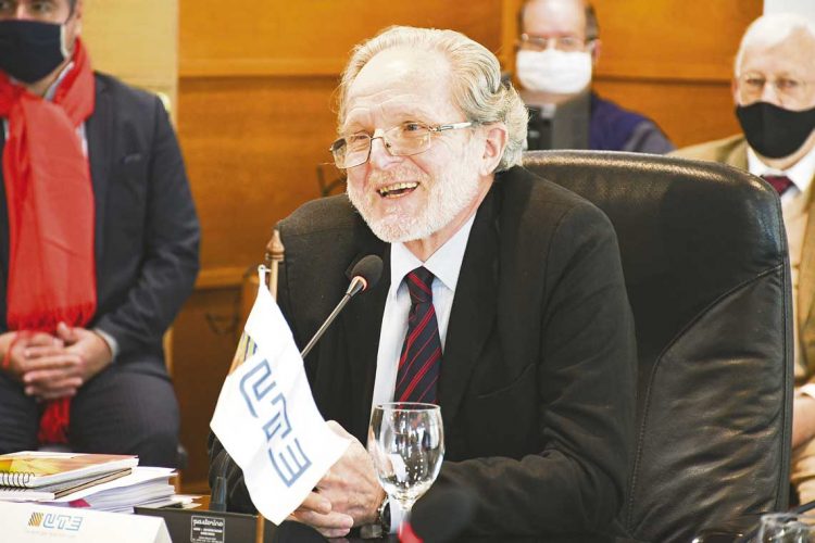 “Hay fallos en la distribución y la seguridad que debieron solucionarse en el pasado”