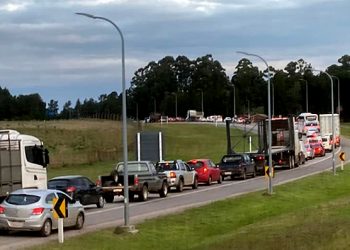 Obras en puente de Ruta 5 genera más de 2 horas de espera