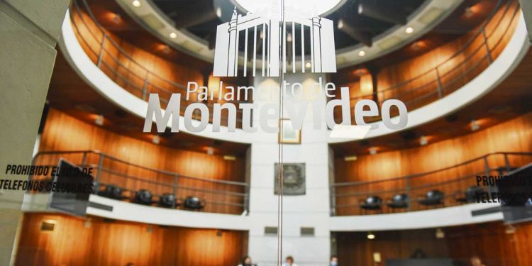 IM: entre el prestamo el BID y cuestionamientos por donaciones al Frente Amplio