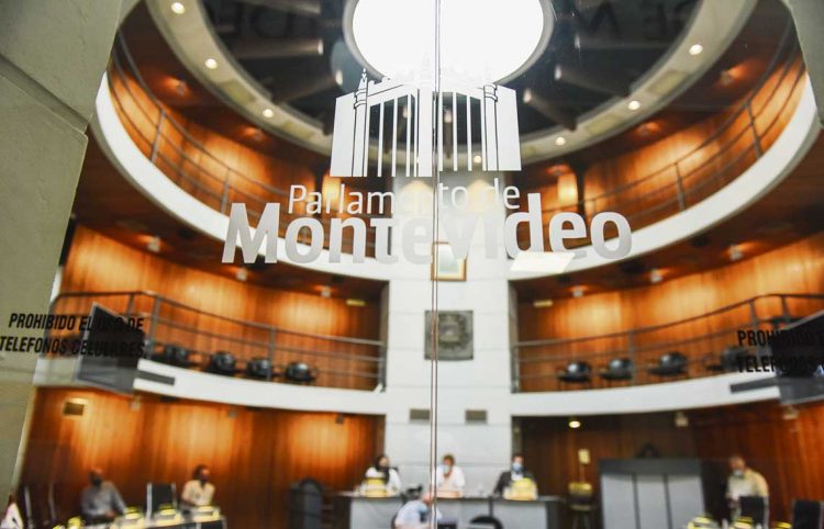 IM: entre el prestamo el BID y cuestionamientos por donaciones al Frente Amplio