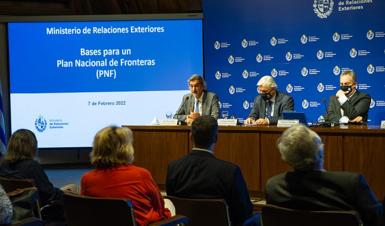 Presentan en cancillería Plan Nacional de Fronteras