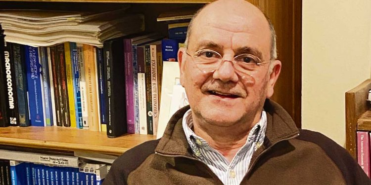 “La elevada incertidumbre y los peligros geopolíticos podrían crear un escenario de riesgos económicos no triviales”