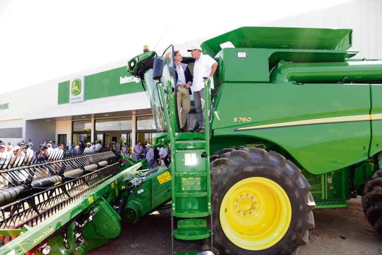 Interagrovial reinauguró la sucursal de Río Branco