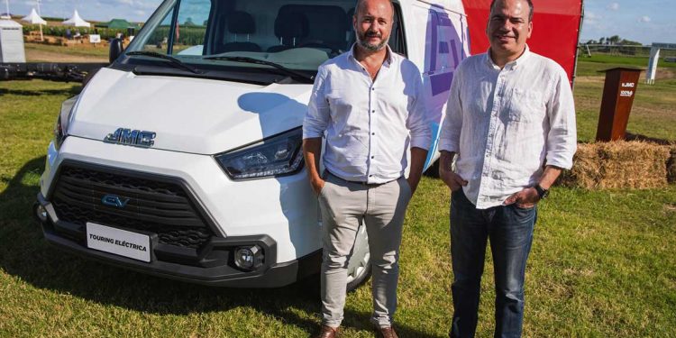 En el medio rural también crece la atención por los vehículos eléctricos