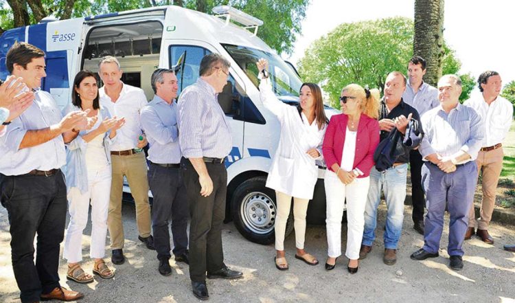 Ambulancia y urgentes refacciones para el Hospital de José Batlle y Ordoñez