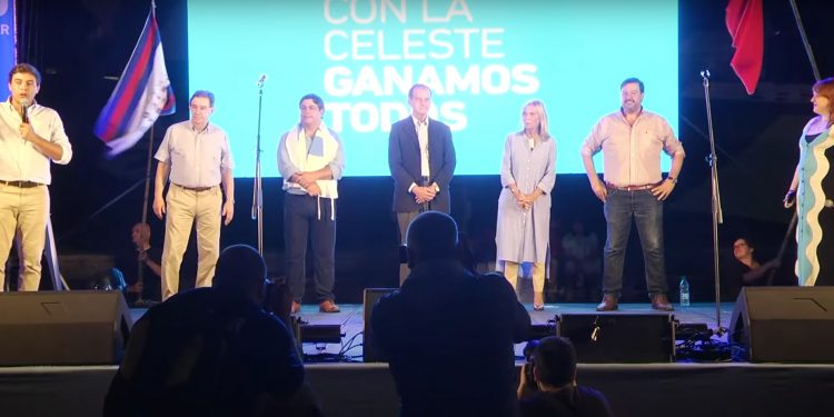 En un acto conjunto, la coalición cerró la campaña del No en Montevideo