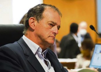 Manini Ríos asegura no haber sido ni ser colono