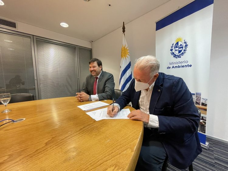 Inale firmó acuerdo para impulsar la producción láctea sostenible