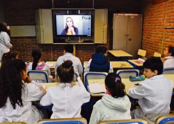 Volver al aula: los desafíos del retorno a la presencialidad total