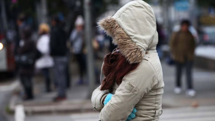 Con vientos algo fuertes del Suroeste bajan las temperaturas desde la noche del martes