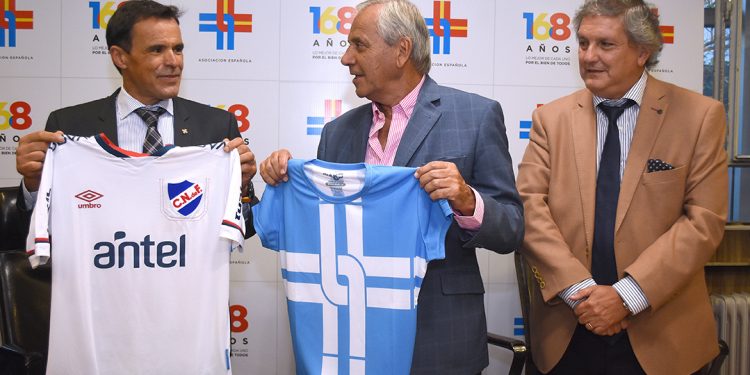 Los grandes del fútbol uruguayo renuevan con la Asociación Española