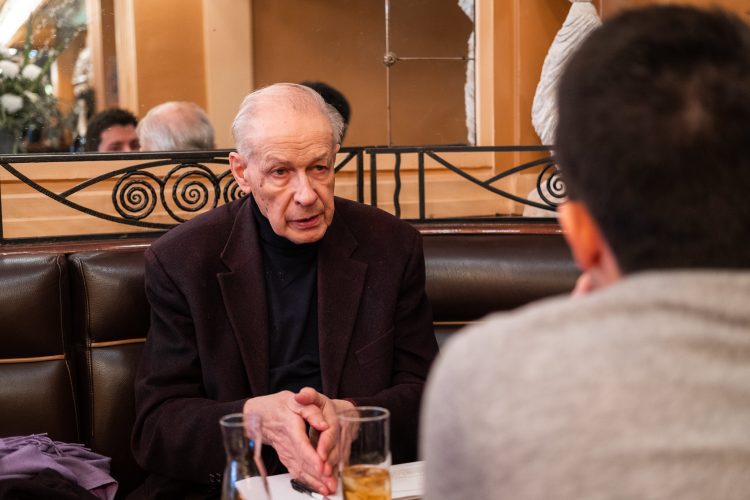 La guerra en Ucrania acelerará el ascenso del yuan y el declive del dólar. Mientras tanto China sigue desplegando su moneda digital