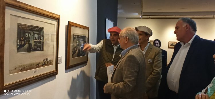 El ministro de cultura inauguró la muestra de Molina Campos en Florida