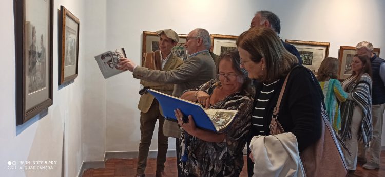 El ministro de cultura inauguró la muestra de Molina Campos en Florida