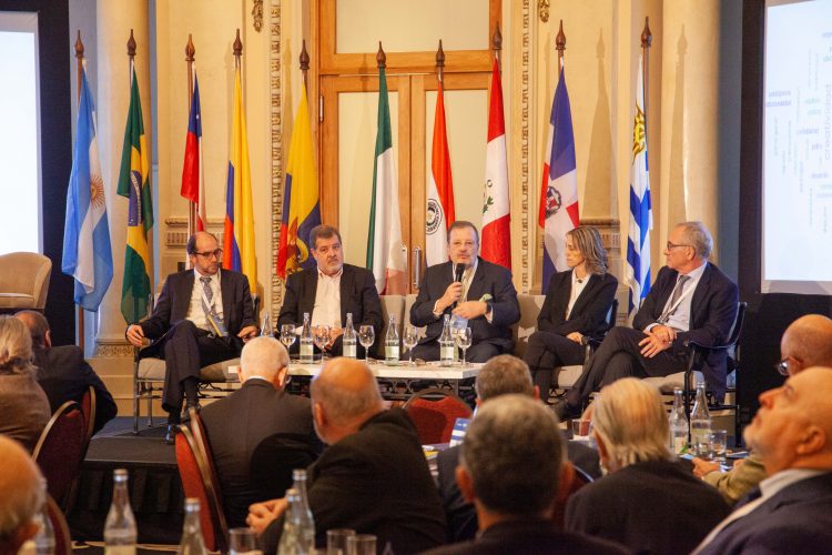 Empresarios y especialistas de América Latina debaten sobre actualidad y desafíos del sector productivo