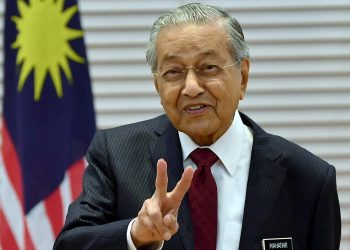 Comer el rábano por las hojas