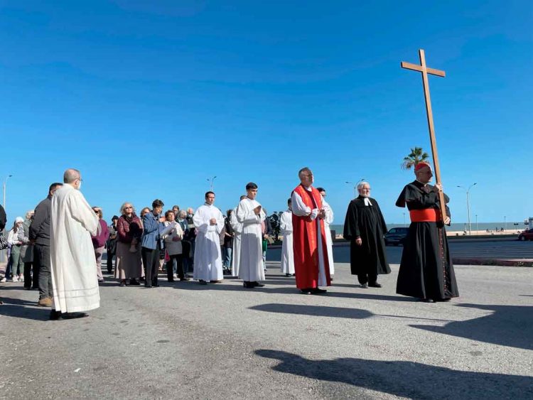 Referentes y fieles de la Iglesia anglicana, luterana y católica, rezaron juntos este Viernes Santo