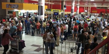 Del Lector: Situación de cubanos varados